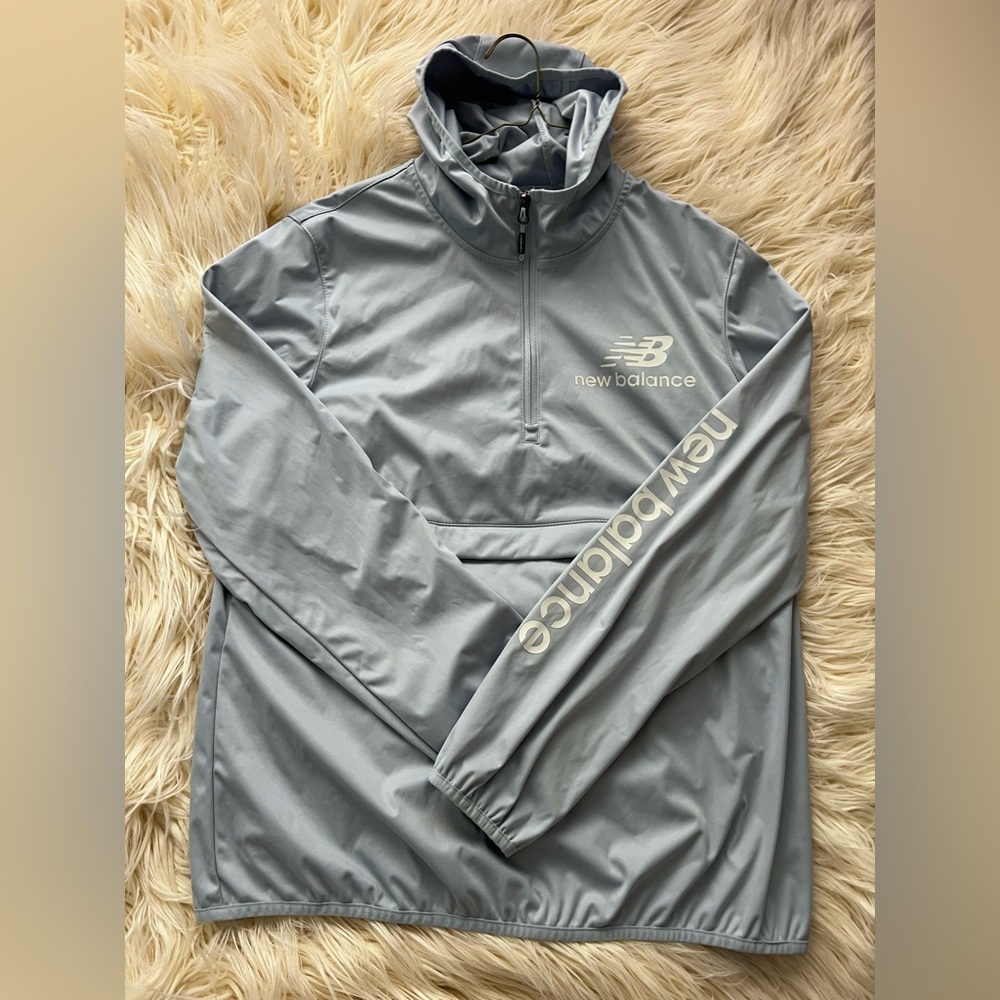 Womens blue new balance windbreaker XL